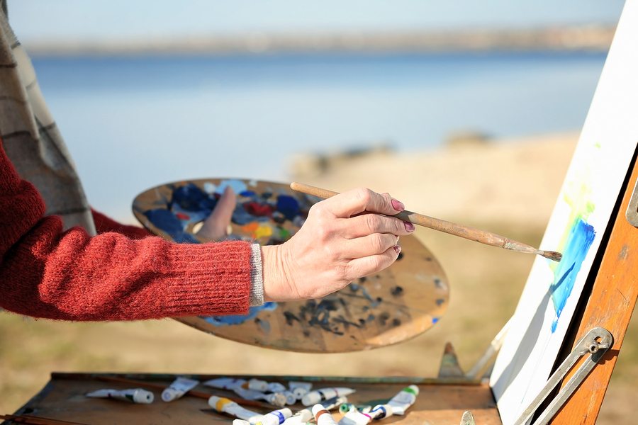 Home Health Care in Water Mill NY: Art Therapy For Your Senior